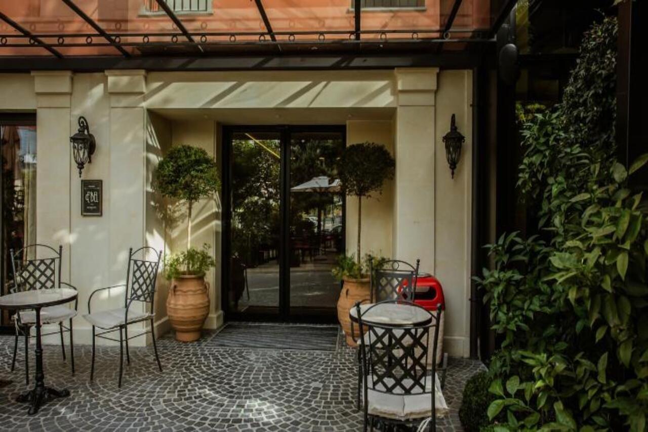 Ebel Boutique Hotel Tirana Exterior foto